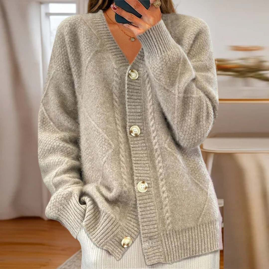 Willa - Comfortable Cardigan