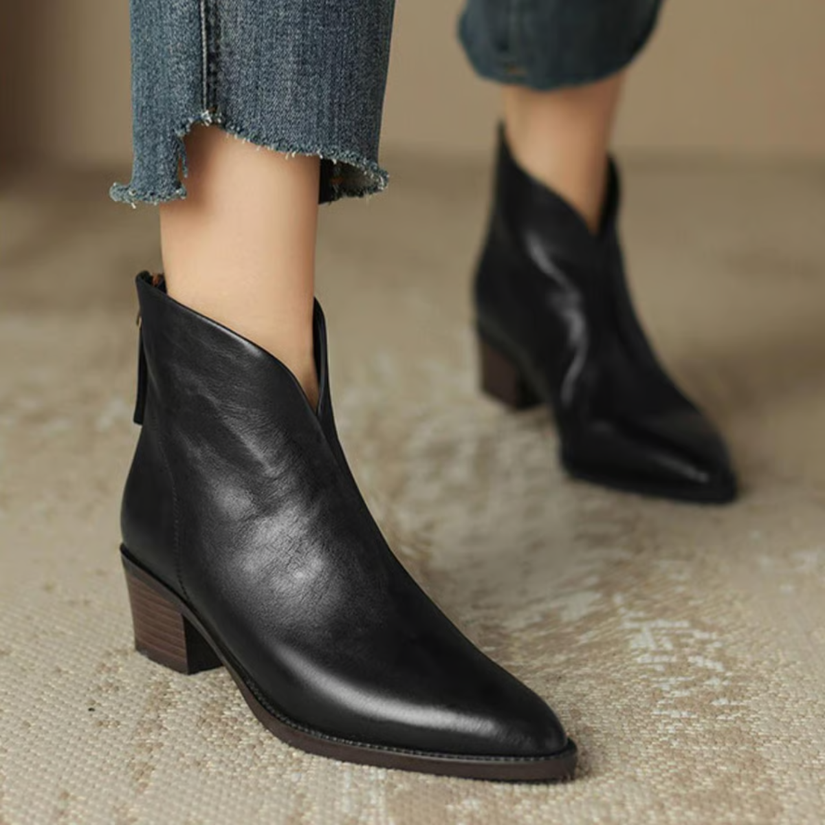 Calista - Luxury ankle boots with a low heel