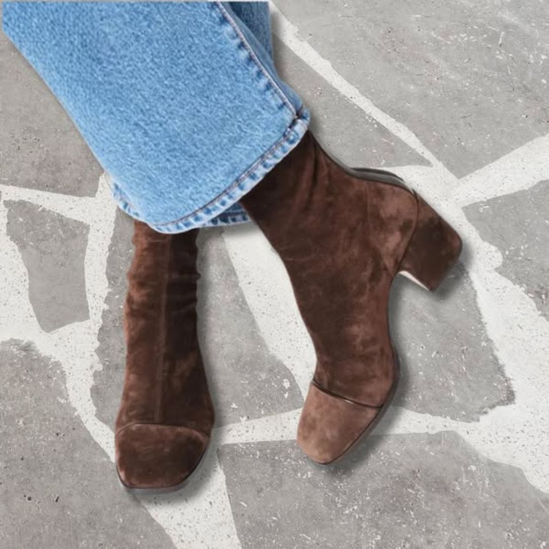 Auren Capucine – Elegant Suede Block-Heel Boots